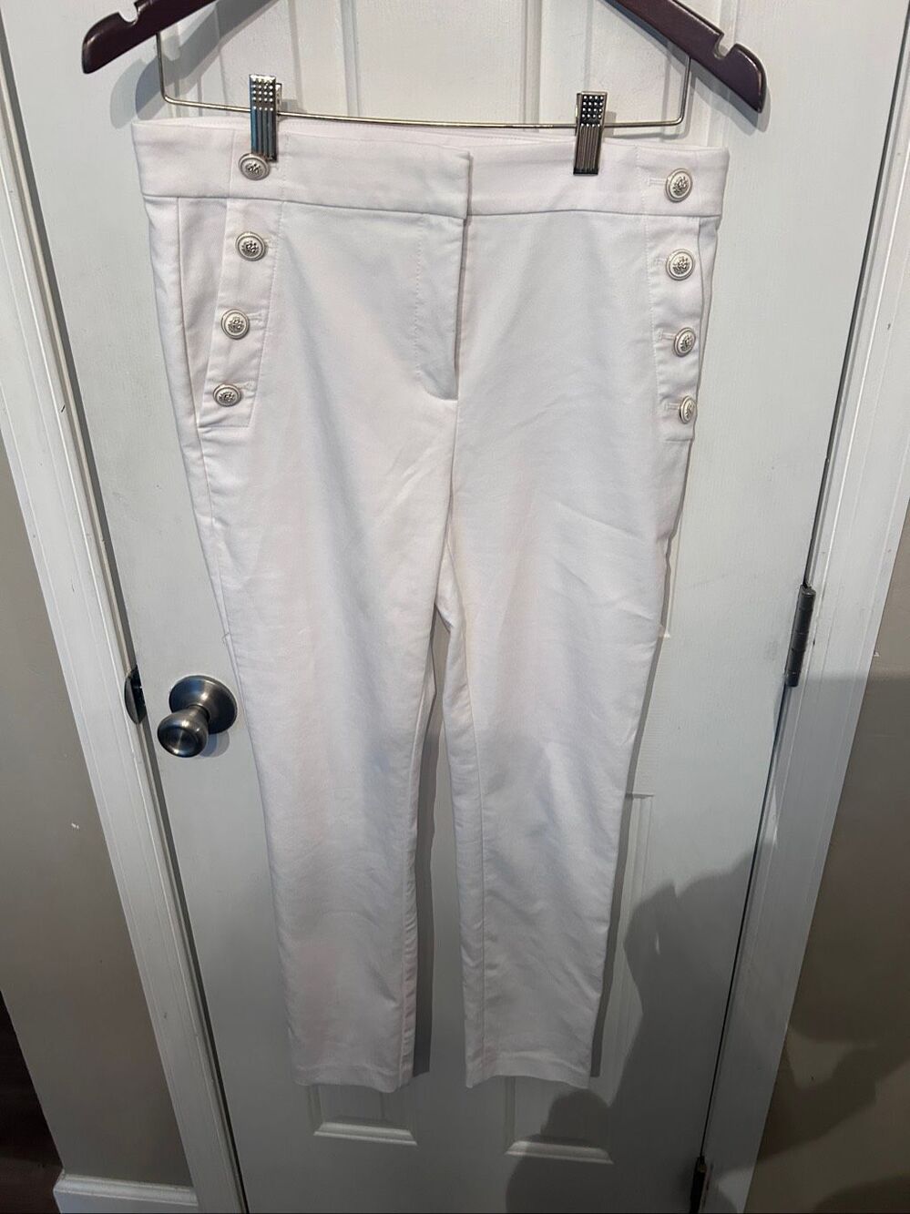 Loft White “The Sutton Skinny” Sailor Pants size 4 stylish work attire